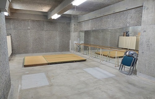 dressing room